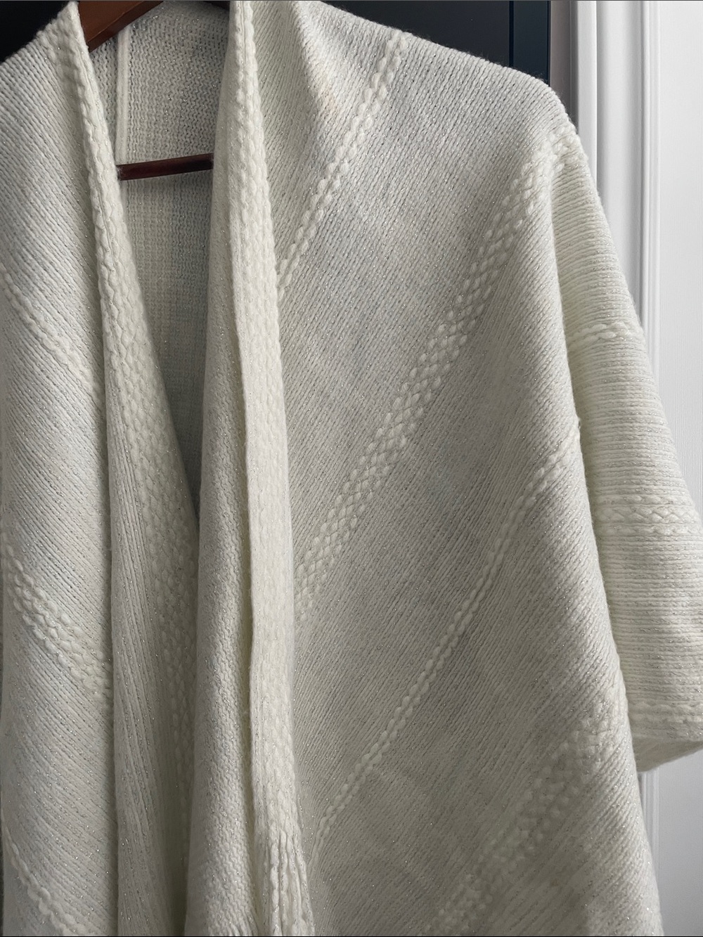 Cream Open-Front Knit  Shawl - Picture 4 of 5